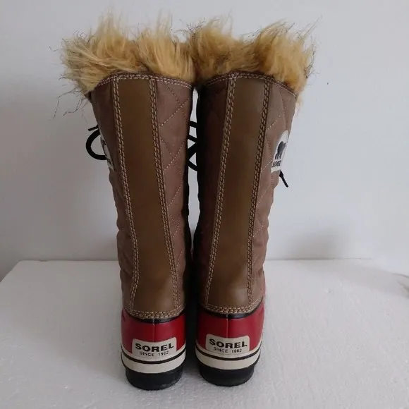 Sorel Joan of Artic faux fur waterproof boots, Size 9