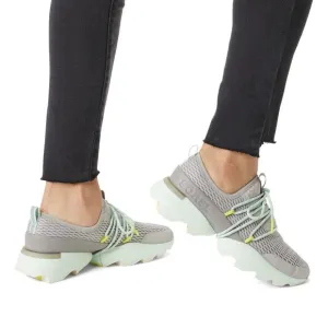 Sorel Kinetic Impact Sneakers Womens Size 9.5 Lace Up Scalloped Mesh Shoes