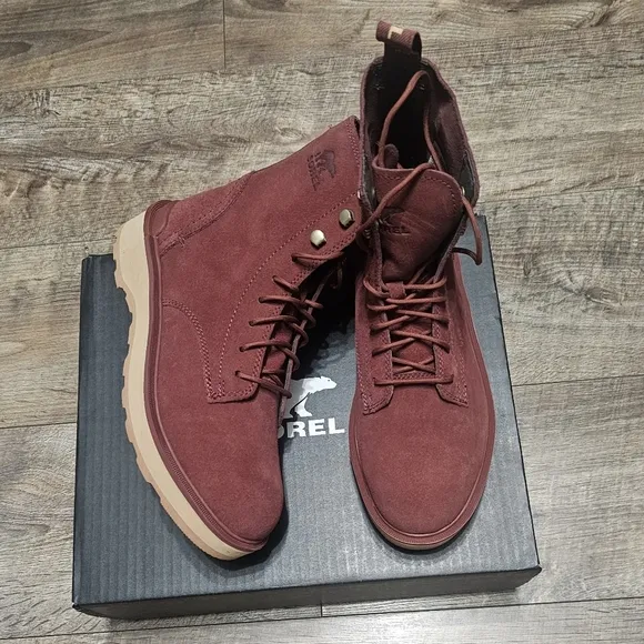 Sorel lace Waterproof boots women's 7.5