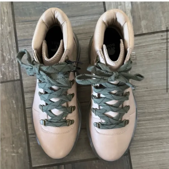 Sorel Lennox hiker waterproof boots