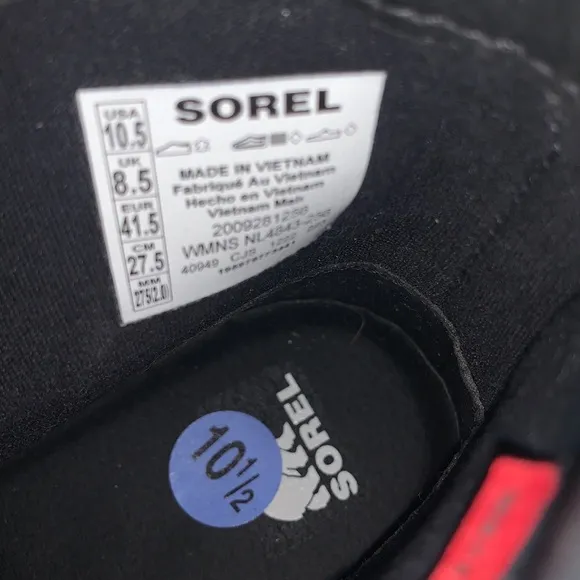 SOREL LENNOX LACE BRAND NEW SIZE 10.5 GORGEOUS LEATHER WATERPROOF BOOTS
