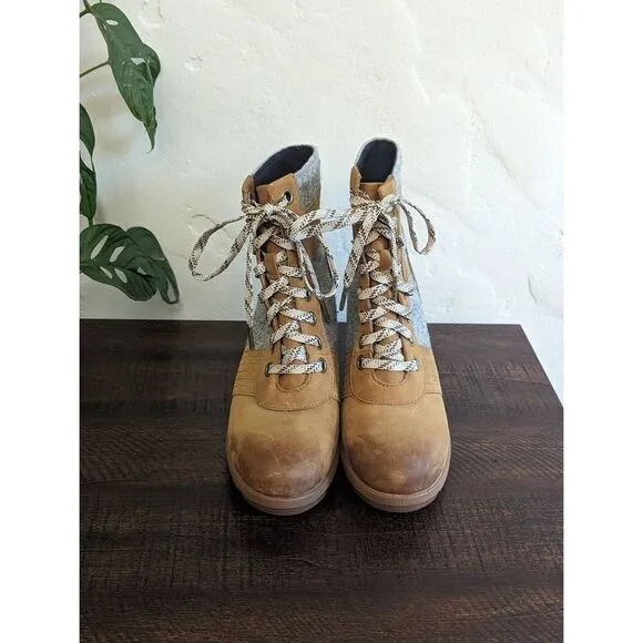 Sorel Lexi Wedge Boots Waterproof Leather Felt Boots - Size 9
