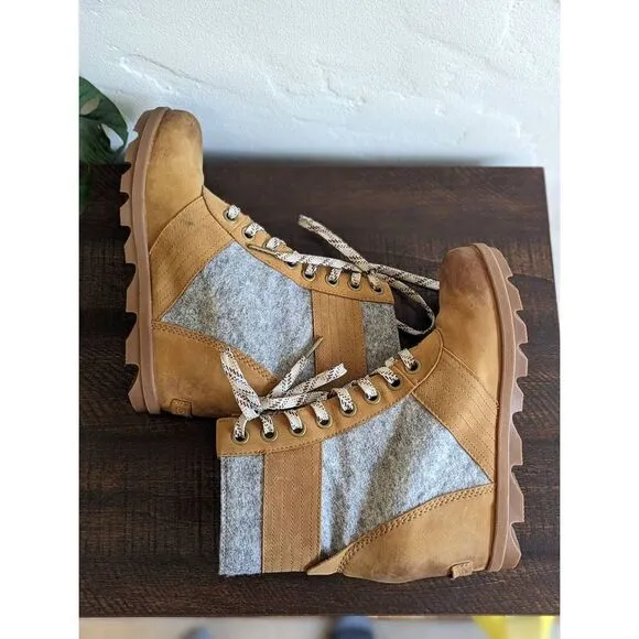 Sorel Lexi Wedge Boots Waterproof Leather Felt Boots - Size 9