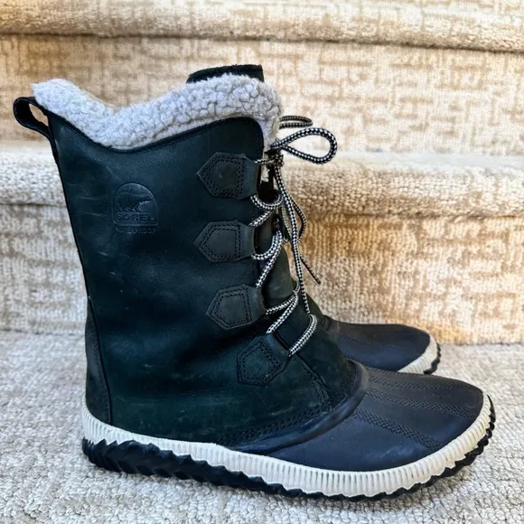 Sorel Out N About Plus Tall Lace Up Black Duck Style Winter Boots Size 10