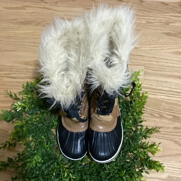 Sorel Tofino Faux Fur Lined Waterproof Boots