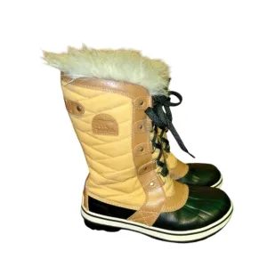 Sorel Tofino girls waterproof boot size 4