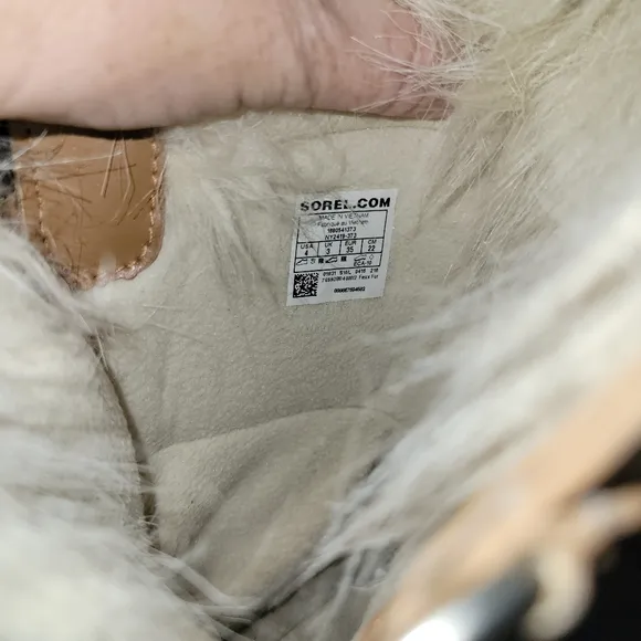 Sorel Tofino girls waterproof boot size 4