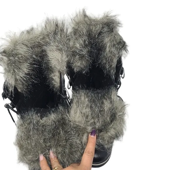 SOREL Tofino II' Faux Fur Lined Waterproof Boot Black‎ Women’s Size 6.5 FLAWED