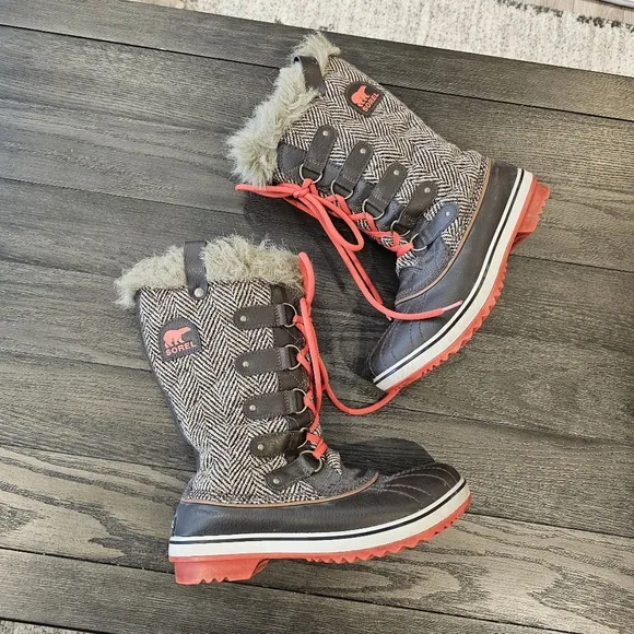Sorel Tofino Winter Boots