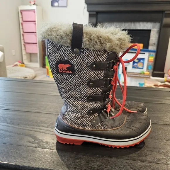 Sorel Tofino Winter Boots