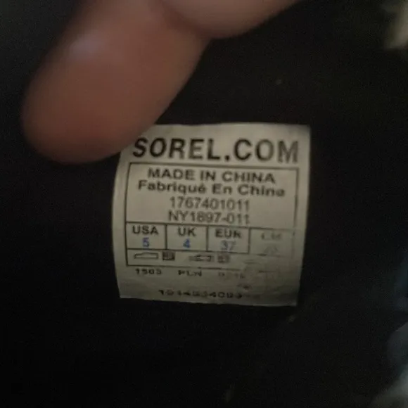Sorel waterproof faux fur lined winter short boots
