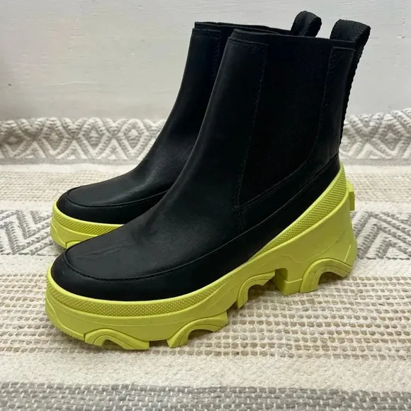 Sorel Women's Chelsea Brex Boots Size 5 Black Platform Waterproof Slip-On