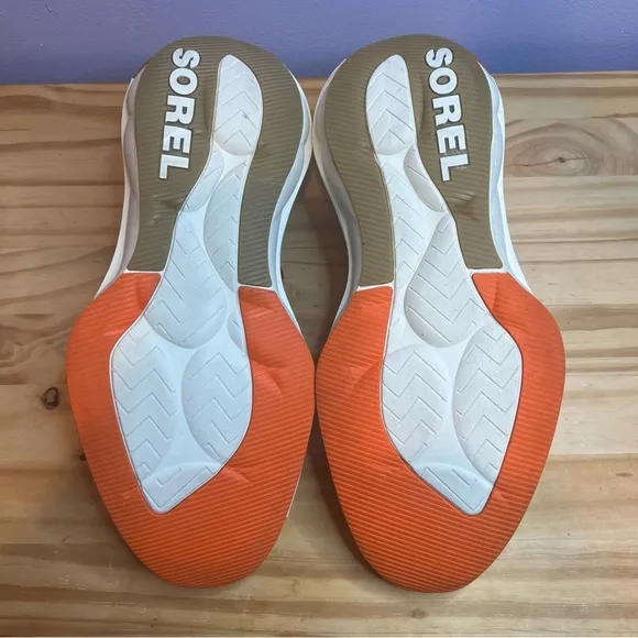 Sorel Women's Explorer Defy Beige Mesh SneakersSize 9
