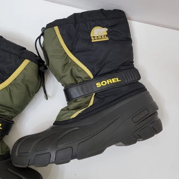 SOREL Youth Flurry Boots Winter Snow Waterproof US 6