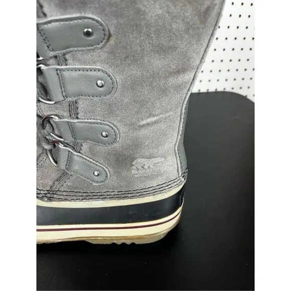 Sorel Joan of Arctic fur lined boots size 8