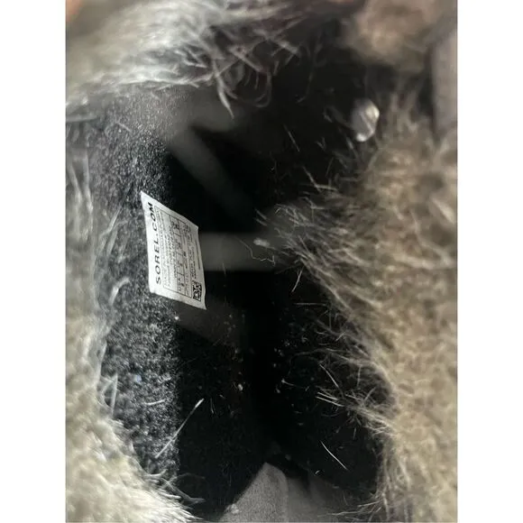 Sorel Joan of Arctic fur lined boots size 8