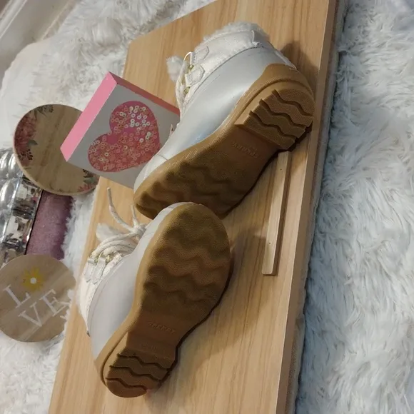Sperry Kids' Girl 7M Faux Fur Boots 🆕