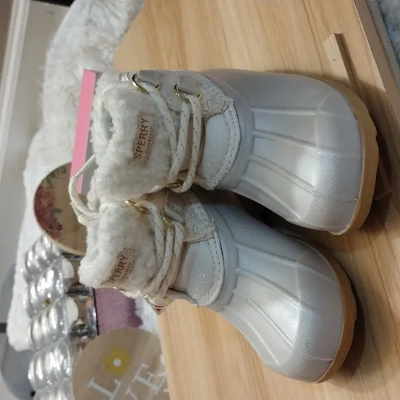 Sperry Kids' Girl 7M Faux Fur Boots 🆕