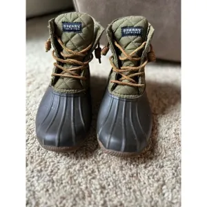 Sperry Top-Sider Duck Boots‎ Waterproof Quilted Olive Green Ankle Boots 8.5