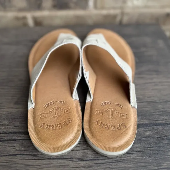 SperryWomen's Seaport Thong Sandals Sz 8