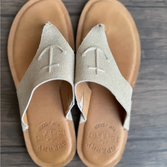 SperryWomen's Seaport Thong Sandals Sz 8