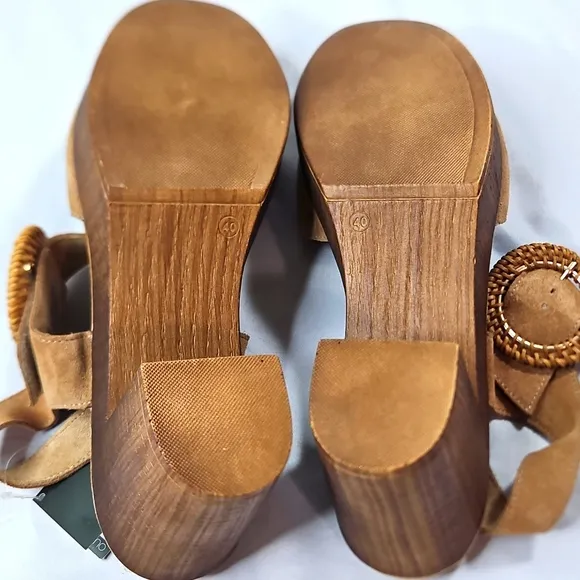 SPRING STEP Womens Gamona Sand Tan Suede Sandals Size 40 NWT