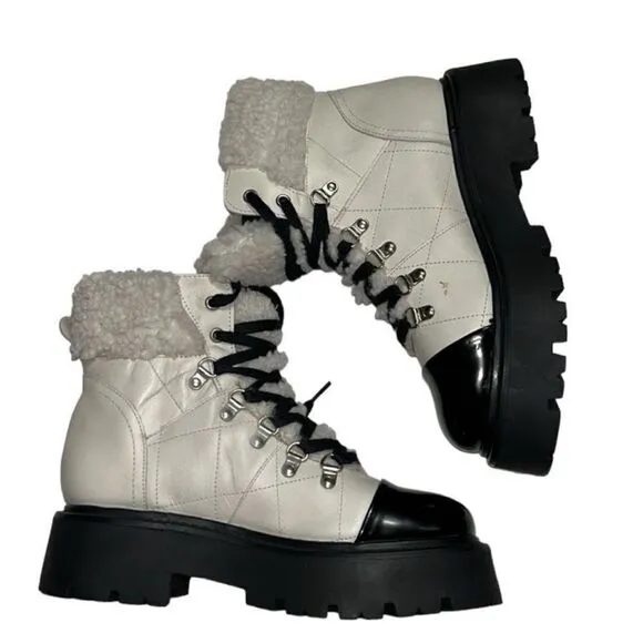 Steve Madden Color block Bone/Black Leather Lace UpBoots(Size 8)