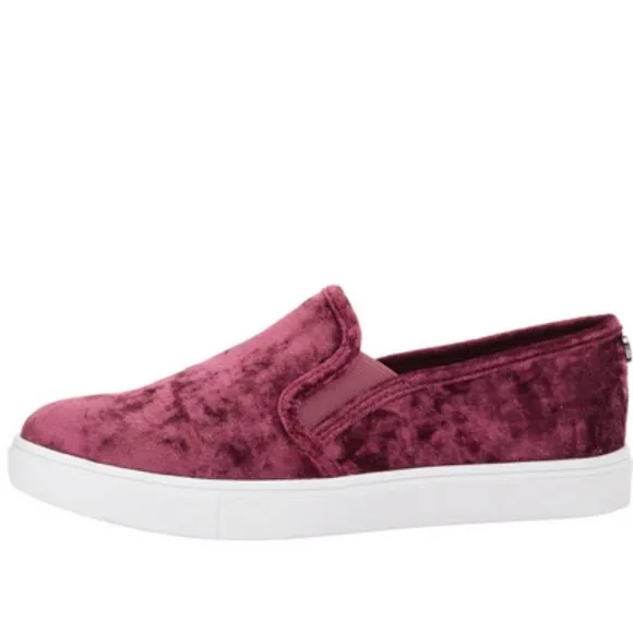 STEVE MADDEN Velvet Slip On Sneakers