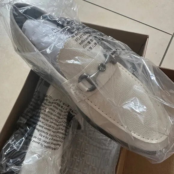 Steve Madden White Leather Loafers