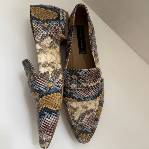 Steve Madden Women’s Snake Print Pointed Toe Hollie Loafers Flats Size 9.5 NWOB