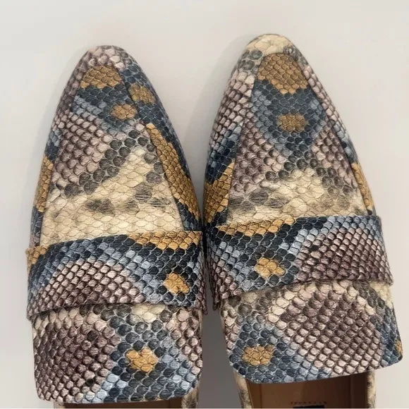Steve Madden Women’s Snake Print Pointed Toe Hollie Loafers Flats Size 9.5 NWOB