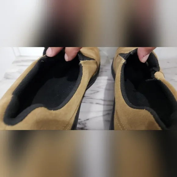 Stone Creek tan suede leather slip on loafers men's size 10.5