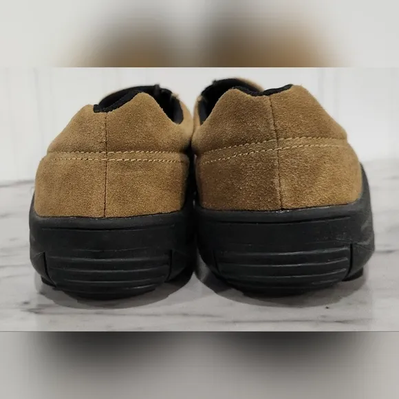 Stone Creek tan suede leather slip on loafers men's size 10.5