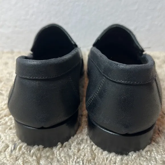 Stravers Black Leather Loafers Men’s size 38