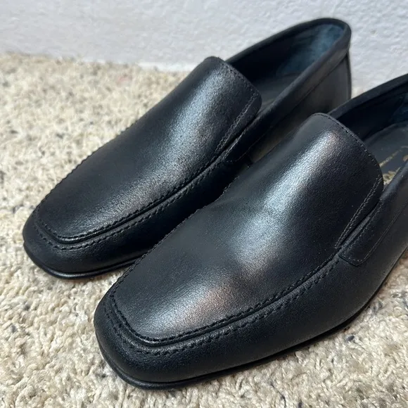 Stravers Black Leather Loafers Men’s size 38