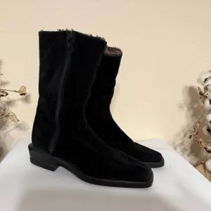 Stuart Weitzman 7.5B Women’s 2000s Y2k Fur Cozy Suede Square toe Mob Wife Boots