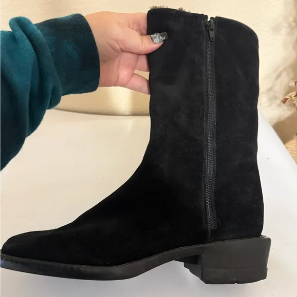 Stuart Weitzman 7.5B Women’s 2000s Y2k Fur Cozy Suede Square toe Mob Wife Boots