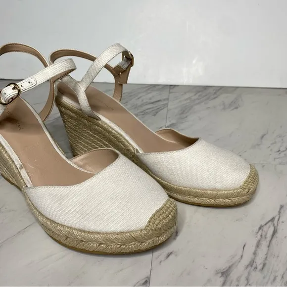 Stuart Weitzman Closed Toe Neutral Wedge Espadrille 9B