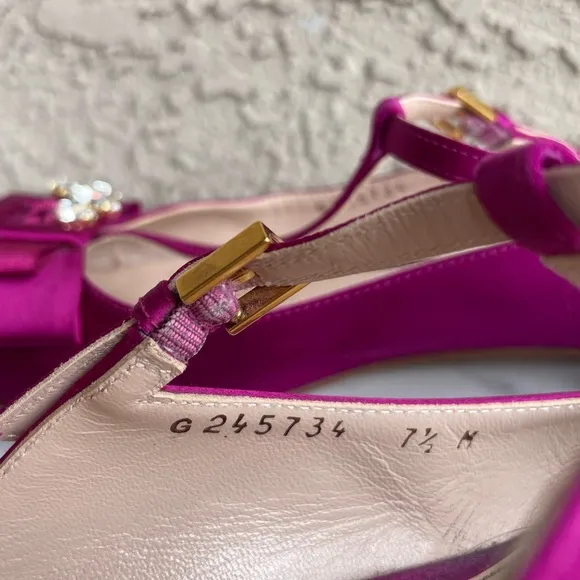 STUART WEITZMAN Fuchsia Satin Embellished T Strap Duckie Mule Flats 7.5