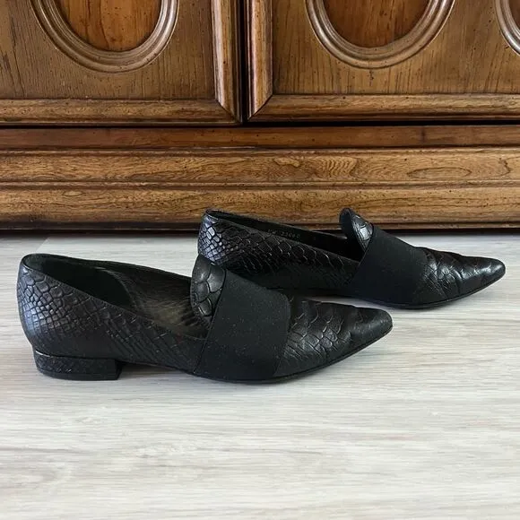 Stuart Weitzman Leather Loafers Pointed Toe Black Crocodile 5