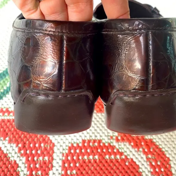Stuart Weitzman Loafer w/ Buckle - Croc Embossed Patent Leather Brown |Size 10 M