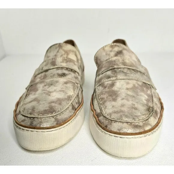 Stuart Weitzman Lounge Penny Clouded Nappa Loafers Size 9M