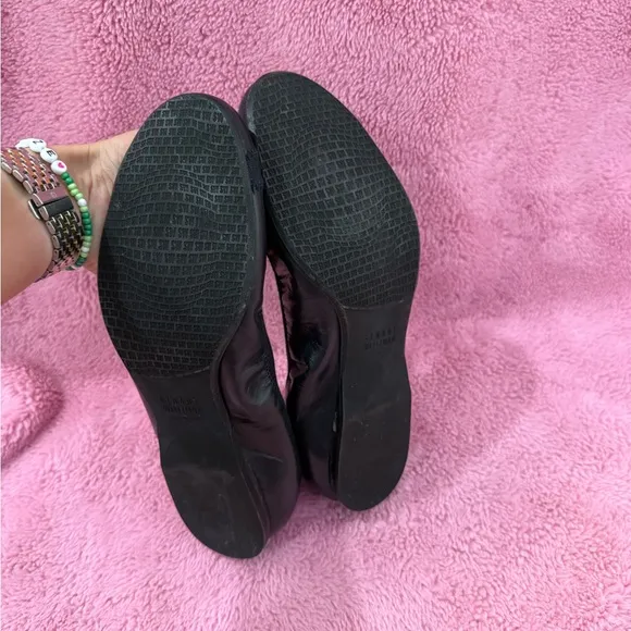 STUART WEITZMAN NAVY ELASTIC SCRUNCH LEATHER FLATS SIZE 8