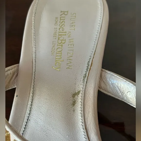 Stuart Weitzman Nude Dual-Strap Rose-studded Leather Slide Sandal SZ 10UK/11US