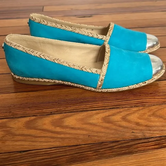 Stuart Weitzman Turquoise Blue and Silver Flat Espadrilles Women's Shoes - Sz 8