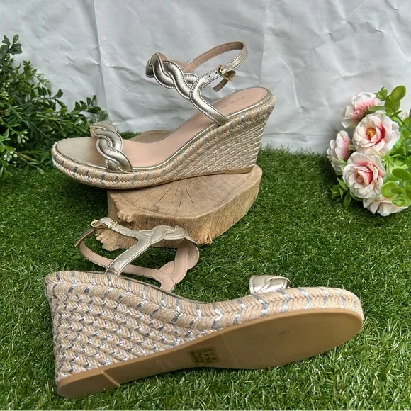 Stuart Weitzman Twist EspadrilleWedge Sandal 3” In shimmer Metallic size 9 NEW