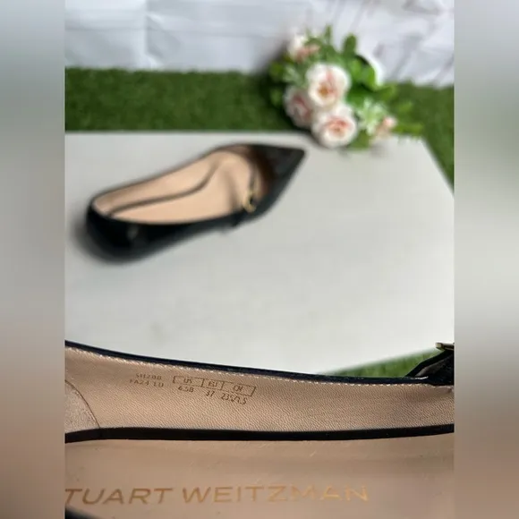 STUART WEITZMANEmilia black Patent Mary Jane Ballerina Flats Sz6.5 gently used