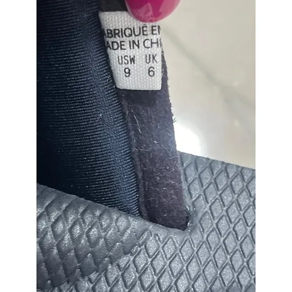 SUICOKE Moto Cab in Navy M 7 W 9 New with Box Slippers Sandals Shoes