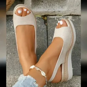 Summer New Fashion Casual Beige Middle-Aged Women's Peep Toe Wedge Sandals