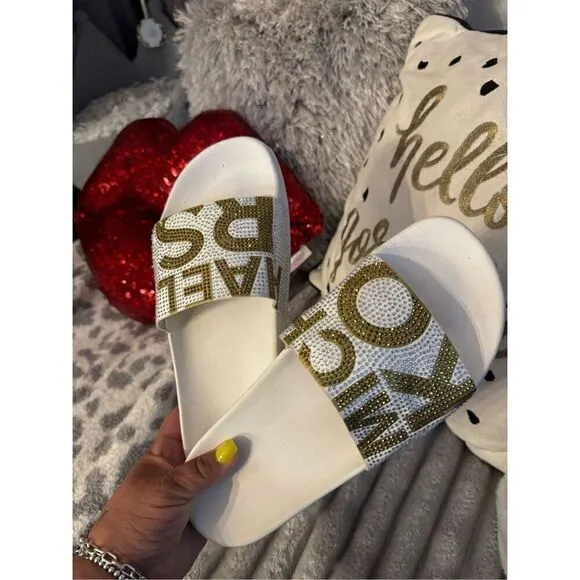 Sz10 nwot michael Kors Gilmore pool slide sandals w/logo bling gold white rhines